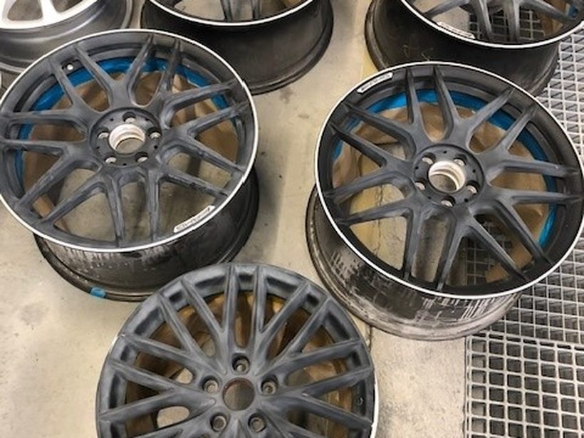 Felgenaufbereitung bei Cartech GmbH