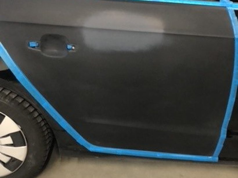 Lackierarbeit bei Cartech GmbH