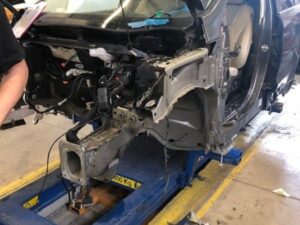 Lackierarbeit bei Cartech GmbH
